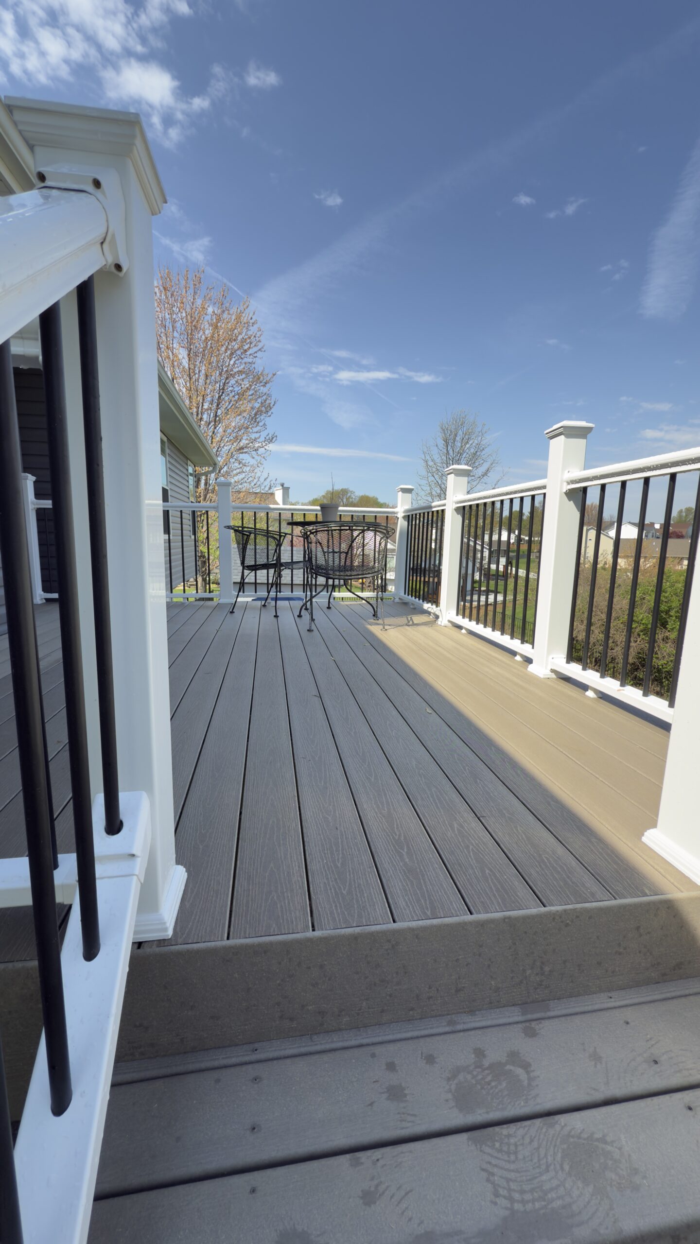 Cedar Wood Deck Design – Deck Builder in Lake St. Louis