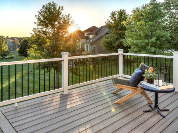 Augusta Custom cedar deck design by a leading Deck Builder in Augusta
