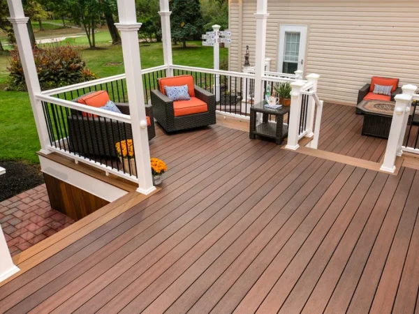 Cottleville Custom cedar deck design by a leading Deck Builder in Cottleville